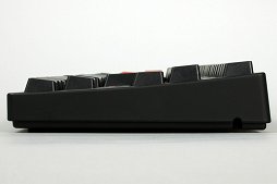 画像ギャラリー No.014のサムネイル画像 / 「Quick Fire Rapid」シリーズ3製品を試す。いずれも完成度の高いメカニカルキーボードだが,ポイントは赤軸搭載モデルの存在か