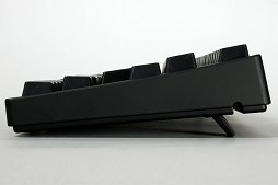 画像ギャラリー No.015のサムネイル画像 / 「Quick Fire Rapid」シリーズ3製品を試す。いずれも完成度の高いメカニカルキーボードだが,ポイントは赤軸搭載モデルの存在か