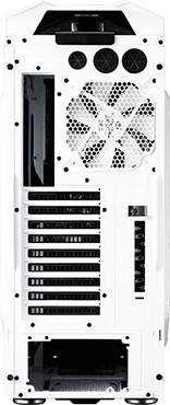 画像ギャラリー No.008のサムネイル画像 / Cooler Master，5インチベイ×9のゲーマー向けフルタワー型PCケースを発売。白と黒のツートンカラーを採用