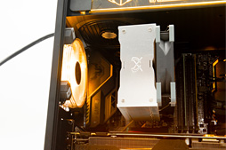 画像ギャラリー No.017のサムネイル画像 / ASUSの「TUF GAMING」とコラボしたアークのゲームPC,その見どころは? CROYDON「CY-IC6Z37A-IWTF」をテスト