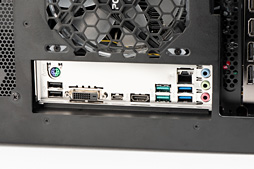 画像ギャラリー No.070のサムネイル画像 / ASUSの「TUF GAMING」とコラボしたアークのゲームPC,その見どころは? CROYDON「CY-IC6Z37A-IWTF」をテスト