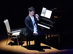 画像ギャラリー No.008のサムネイル画像 / 音楽に対する“終わりなき愛”に満ちていた，作曲家 伊藤賢治さんの音楽活動20周年記念公演「gentle echo meeting 2」をレポート