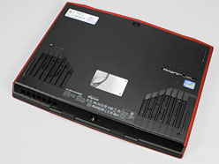 画像ギャラリー No.004のサムネイル画像 / 【PR】ゲーム性能とサイズの絶妙なバランス。「ALIENWARE M14x」は,ちょうどいい14インチノートPCだった