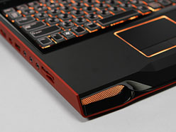 画像ギャラリー No.015のサムネイル画像 / 【PR】ゲーム性能とサイズの絶妙なバランス。「ALIENWARE M14x」は,ちょうどいい14インチノートPCだった