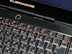 画像ギャラリー No.016のサムネイル画像 / 【PR】ゲーム性能とサイズの絶妙なバランス。「ALIENWARE M14x」は,ちょうどいい14インチノートPCだった