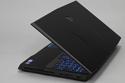 画像ギャラリー No.009のサムネイル画像 / 【PR】何もあきらめなかったノートPC。第4世代「ALIENWARE M17x」の圧倒的な完成度に惚れる