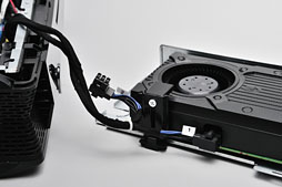画像ギャラリー No.020のサムネイル画像 / 【PR】超小型なのに超高速。「ALIENWARE X51」の2012年秋モデルはスリムデスクトップPCの常識を変える