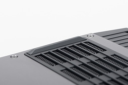 画像ギャラリー No.024のサムネイル画像 / 「ALIENWARE 13 R3 OLED」レビュー。国内初登場となった「有機ELパネル搭載のゲーマー向けノートPC」は買いか?