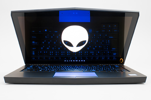 画像ギャラリー No.048のサムネイル画像 / 「ALIENWARE 13 R3 OLED」レビュー。国内初登場となった「有機ELパネル搭載のゲーマー向けノートPC」は買いか?