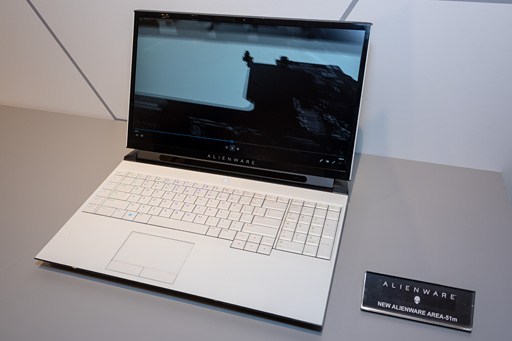 画像ギャラリー No.002のサムネイル画像 / ALIENWARE，GPUとCPUの交換に対応したモンスターノートPC「Area-51m」を国内発表。ALIENWARE mとDell Gの新モデルも