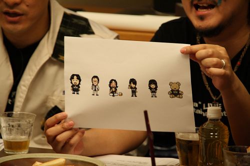 画像ギャラリー No.005のサムネイル画像 / 大人気のサウンドクリエイター出演番組が困窮？　住宅街でひっそり行われた「『おとや（貧）』 〜酒がたりないぜ！〜」の現場に潜入