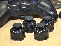 画像ギャラリー No.012のサムネイル画像 / アーケードスティックにゲームパッド,プロゲーマー事情まで――ゲームデバイスの黒船「Mad Catz」に,日本進出のあれこれについて聞いてみた