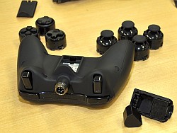 画像ギャラリー No.013のサムネイル画像 / アーケードスティックにゲームパッド,プロゲーマー事情まで――ゲームデバイスの黒船「Mad Catz」に,日本進出のあれこれについて聞いてみた
