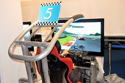 画像ギャラリー No.010のサムネイル画像 / 最速のFT-86乗りが決定！　レーシングドライバーの脇阪寿一さんも駆けつけた「グランツーリスモ5」公式大会「FT-86 GRAND PRIX」決勝戦の模様をレポート