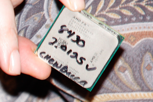 画像ギャラリー No.004のサムネイル画像 / AMD,デスクトップ向けFXプロセッサで動作クロック8.429GHzを達成。世界記録に認定される