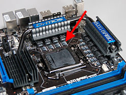 画像ギャラリー No.004のサムネイル画像 / MSI「Big Bang-Trinergy」発売直前検証(前)〜トピック満載のゲーマー向けマザーボード