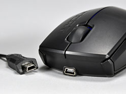 画像ギャラリー No.010のサムネイル画像 / ROCCATのゲーマー向けマウス「Pyra Wired&Wireless」レビュー。ワイヤレスとワイヤードの2製品が用意された小型モデルの実力を見る