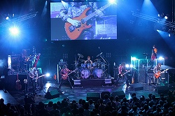 画像ギャラリー No.022のサムネイル画像 / 石渡サウンドが生演奏で完全再現! GUILTY GEAR新作についても言及された「GUILTY GEAR×BLAZBLUE MUSIC LIVE 2011」の模様をレポート