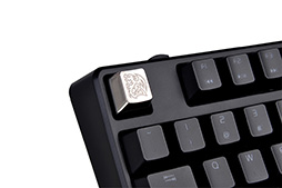 画像ギャラリー No.012のサムネイル画像 / メタルパーツでキートップもヒンヤリ? Tt eSPORTS製ゲーマー向けキーボード用の金属キートップが国内発売決定