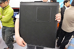 画像ギャラリー No.010のサムネイル画像 / Tt eSPORTS，フルカラーLED搭載のゲーマー向けキーボード「POSEIDON Z RGB」を国内初披露。7月発売で想定売価は1万3000円程度に
