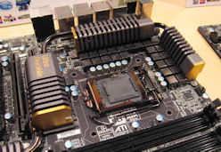 画像ギャラリー No.005のサムネイル画像 / ［IDF］GIGABYTE，SLI＆CFX対応の「Intel P67 Express」搭載マザー2製品を公開