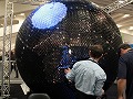 ［GDC 2010］見た目からして異様。仮想空間を体感できる装置「Virtusphere」とはなんだ？