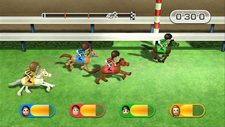 画像ギャラリー No.010のサムネイル画像 / 「Wii Party」は，テレビとWiiリモコンが連動した「リビングパーティ」やMiiが主役の80種類以上のミニゲームがギュッと詰まった遊園地やぁ〜