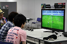 画像ギャラリー No.009のサムネイル画像 / 「ウイイレ2011」世界大会の日本代表決定！　「ワールドサッカー ウイニングイレブン 2011 日本代表選抜大会」レポート
