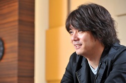 画像ギャラリー No.005のサムネイル画像 / 【PR】「二ノ国 白き聖灰の女王」に込められた思い,そしてスタジオジブリから学んだこと。レベルファイブの日野晃博社長と本村 健チーフディレクターに聞く
