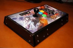 画像ギャラリー No.029のサムネイル画像 / 「STREET FIGHTER X 鉄拳」仕様のアーケードスティック,Mad Catz「アーケード ファイトスティック」レビュー。2グレード6製品を徹底比較
