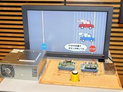 画像ギャラリー No.008のサムネイル画像 / 「NESiCAxLive」「ダライアスバースト アナザークロニクル」を筆頭に,数々のアーケードタイトルが試遊できた「タイトー新製品商談会」レポート