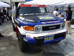 画像ギャラリー No.015のサムネイル画像 / 哀川 翔さんがアジアを駆ける! 「DiRT3」もサポートする「Show Aikawa World Rally Team」のアジアクロスカントリーラリー2011参戦発表会レポート