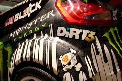 画像ギャラリー No.017のサムネイル画像 / 「DiRT 3」,プロスケーターのパフォーマンスにも注目が集まった発売記念イベントをレポート。ケン・ブロック氏からのメッセージ映像を掲載