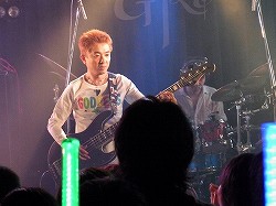 画像ギャラリー No.003のサムネイル画像 / 4年ぶりの「ギタドラ」ライブ！「GuitarFreaksXG2 ＆ DrumManiaXG2 Original Soundtrack 1st season」リリース記念スペシャル・ライブ＆トーク・イベントレポート