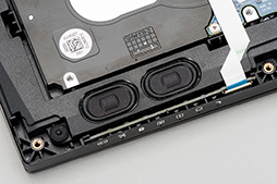 画像ギャラリー No.032のサムネイル画像 / MSI「GS73VR 6RF Stealth Pro」レビュー。薄型筐体にGTX 1060搭載のノートPC，その性能と発熱をチェックする