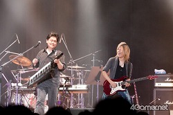 画像ギャラリー No.109のサムネイル画像 / 「サガ」や「聖剣伝説」のバトル曲がバンドサウンドに生まれ変わった! 伊藤賢治氏のライブ「THE NEXT STAGE 〜gentle echo meeting 3〜」レポート