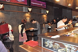 画像ギャラリー No.022のサムネイル画像 / 冒険者達の憩いの場「LUIDA'S BAR」がレベル3に！　新メニューも多く披露された「レベルアップ直前特別発表会」の模様をお届け