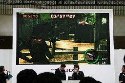 画像ギャラリー No.019のサムネイル画像 / 「BIOHAZARD THE MERCENARIES 3D」の実機デモプレイも初公開された！　3DS用「BIOHAZARD」シリーズスペシャルステージレポート