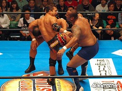 画像ギャラリー No.110のサムネイル画像 / 長島☆自演乙☆雄一郎選手がプロレスデビュー戦で勝利! ブラック★ロックシューターが戦ったり,ミルキィホームズが歌ったり泣いたり……と事件続発の「ブシロードレスリング」レポート
