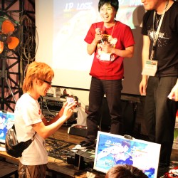 画像ギャラリー No.040のサムネイル画像 / ニコ生で20万人が熱狂した格闘ゲームイベント「GODSGARDEN #4」，数々の名試合が生まれた会場の空気をお届けするフォトレポートを掲載