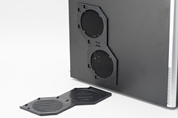 画像ギャラリー No.024のサムネイル画像 / 「Radeon Pro Duo」搭載PCを試す。デュアルFijiの「史上最速シングルカード」は誰のためのもの？