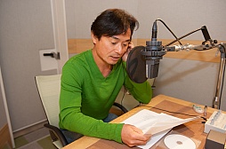 画像ギャラリー No.001のサムネイル画像 / 「メトロ ラストライト」の音声収録現場に密着。主人公アルチョム役のてらそままさきさんと，日本語版プロデューサーに聞く“ローカライズの極意”