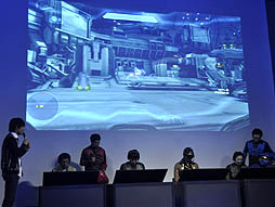 画像ギャラリー No.012のサムネイル画像 / 「Halo 4」発売記念前夜祭をレポート。麒麟,フルーツポンチ,レイザーラモンHGさんら豪華ゲストが登場し,開発秘話も披露