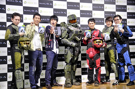 画像ギャラリー No.015のサムネイル画像 / 「Halo 4」発売記念前夜祭をレポート。麒麟,フルーツポンチ,レイザーラモンHGさんら豪華ゲストが登場し,開発秘話も披露