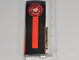 画像ギャラリー No.011のサムネイル画像 / Radeon HD 7970レビュー(前編)。アーキテクチャとプロセス技術の進化で,シングルGPU世界最速の座を奪還