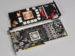 画像ギャラリー No.017のサムネイル画像 / Radeon HD 7970レビュー(前編)。アーキテクチャとプロセス技術の進化で,シングルGPU世界最速の座を奪還