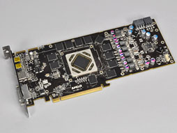 画像ギャラリー No.018のサムネイル画像 / Radeon HD 7970レビュー(前編)。アーキテクチャとプロセス技術の進化で,シングルGPU世界最速の座を奪還