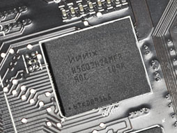 画像ギャラリー No.019のサムネイル画像 / Radeon HD 7970レビュー(前編)。アーキテクチャとプロセス技術の進化で,シングルGPU世界最速の座を奪還