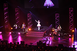画像ギャラリー No.006のサムネイル画像 / アイドルマスター8周年記念イベント「THE IDOLM@STER 8th ANNIVERSARY HOP!STEP!!FESTIV@L!!!」の大阪公演をレポート。大阪ですよ,大阪