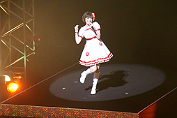 画像ギャラリー No.007のサムネイル画像 / アイドルマスター8周年記念イベント「THE IDOLM@STER 8th ANNIVERSARY HOP!STEP!!FESTIV@L!!!」の大阪公演をレポート。大阪ですよ,大阪
